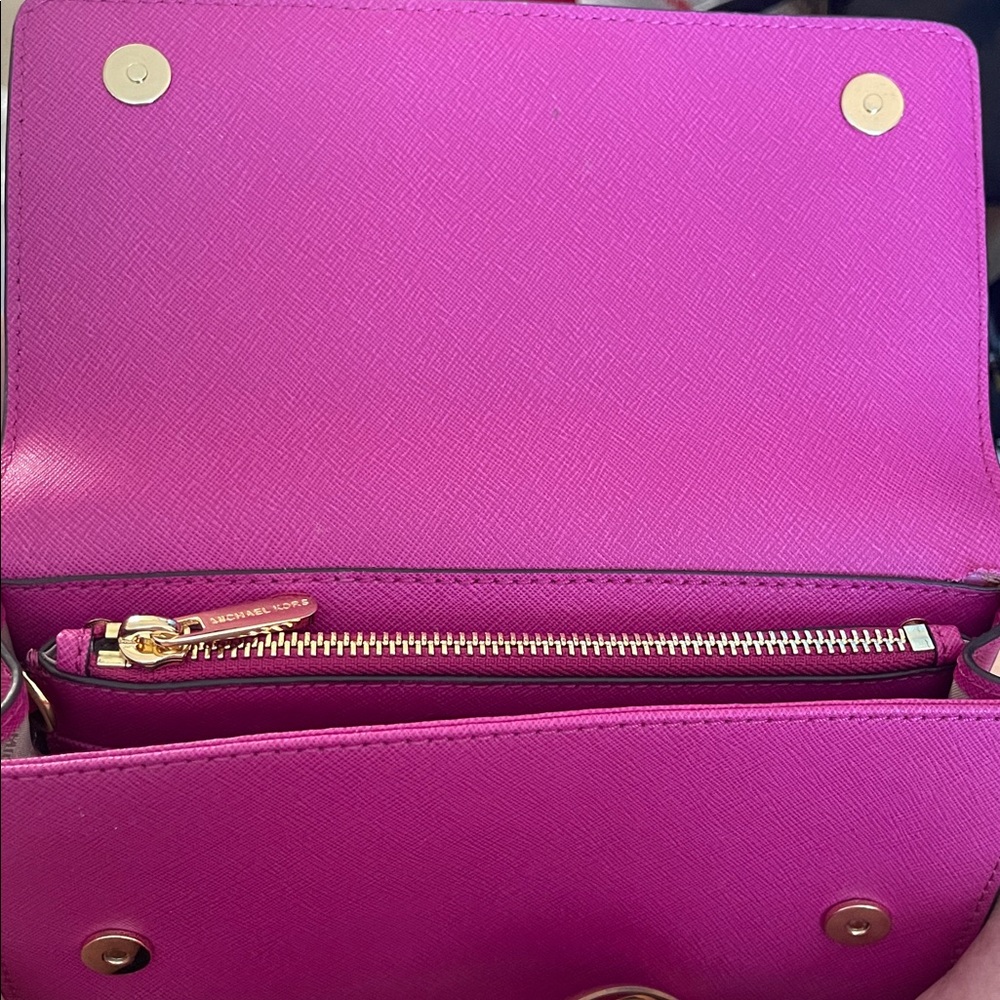 Michael Kors Leather Purse Crossbody Shoulder Strap Pink (Hot Rose) wristlet - Picture 8 of 10